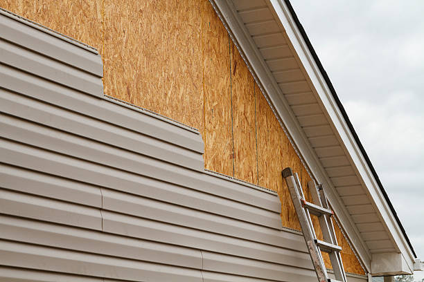 24/7 Emergency Siding experts in Halifax, NC